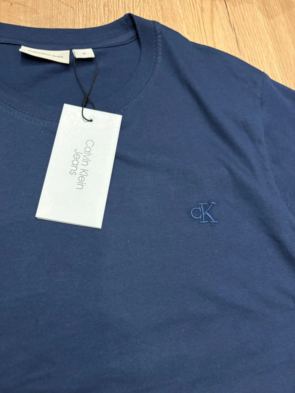 Calvin Klein Jeans navy blue t-shirt new – Size M – photo 2